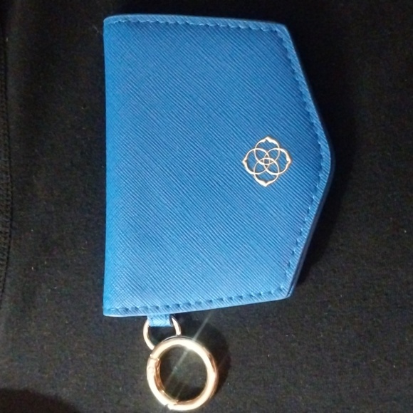 Kendea Scott Keychain/Caedholder Wallet - Picture 1 of 4